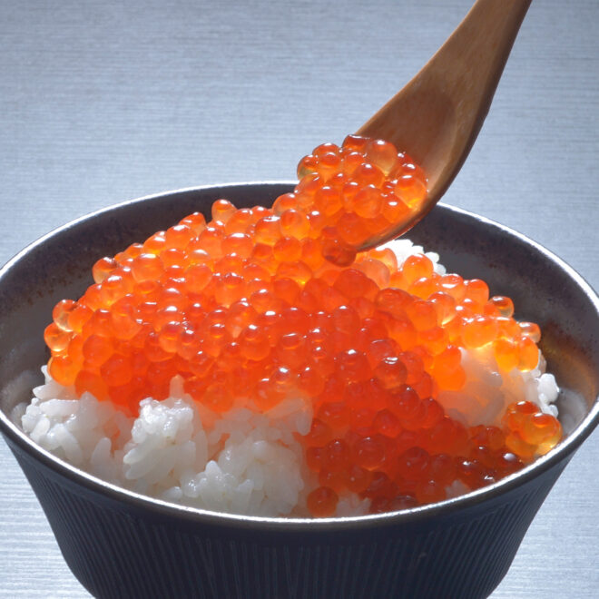 北海道せたな町名物のいくら醤油漬です。